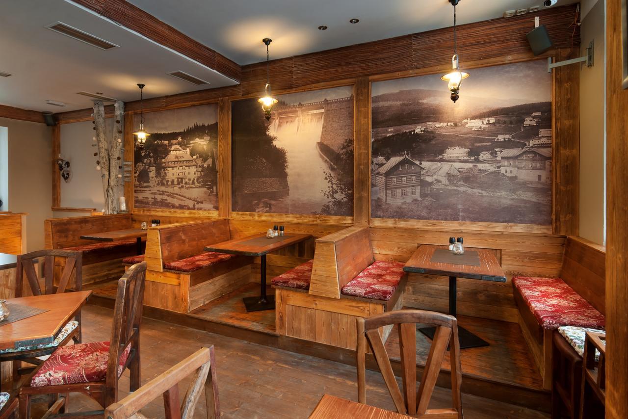 格兰德酒店 Špindlerŭv Mlýn 外观 照片